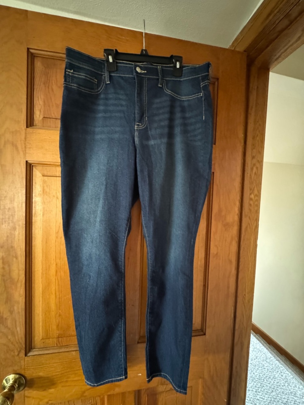 NWOT GAP Dark Blue High-Rise Jegging